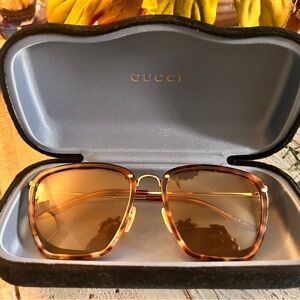 Gucci Tortoiseshell Frame Sunglasses with Gold Accents and Brown Lenses